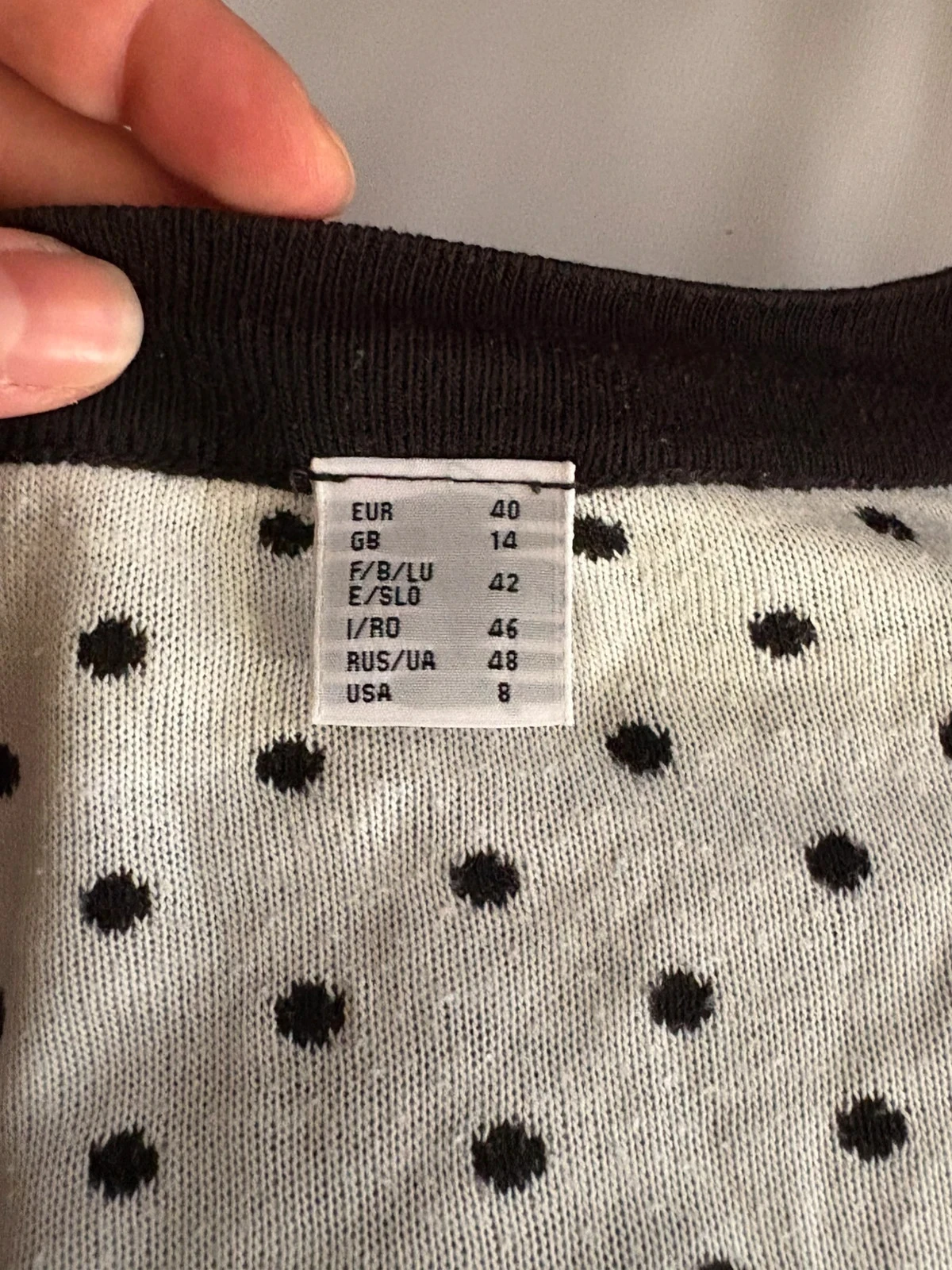Chaleco / Cardigan a cuadros negros y blancos 🇠🇴 T42 – photo 4